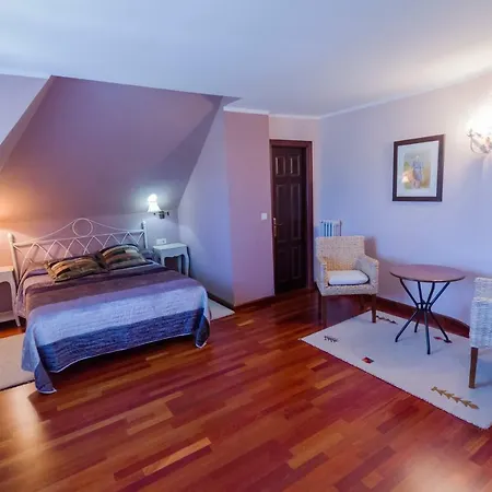 Hotel Rural Lacelo